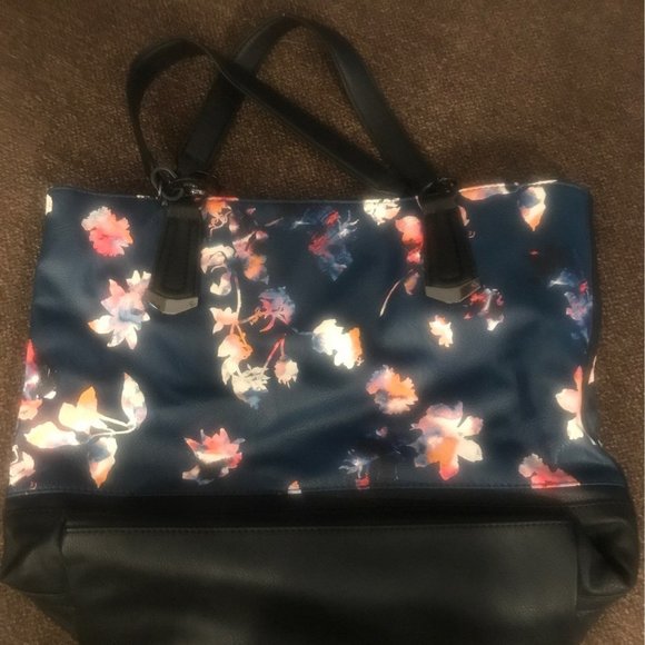 Navy floral simply Vera bag - Picture 6 of 7